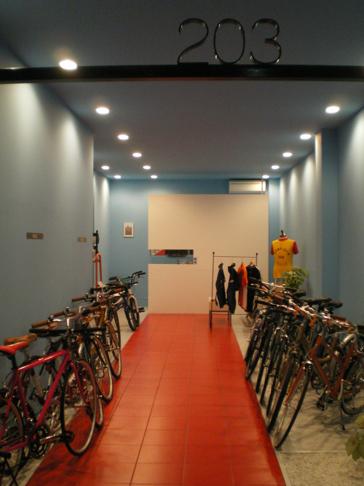 cycle shop 203